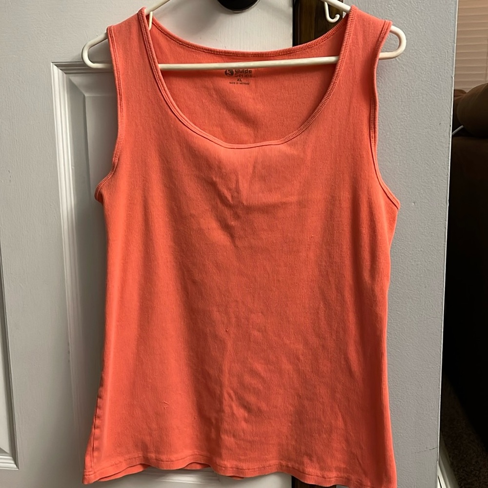 Women’s tank top
